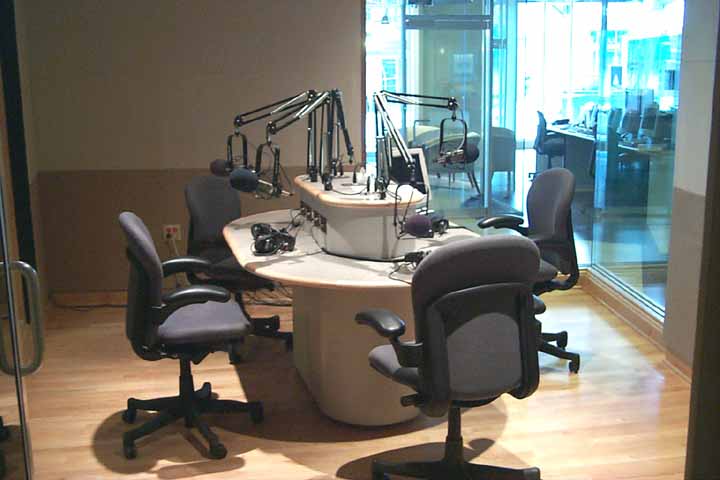 Racetrack Talktable